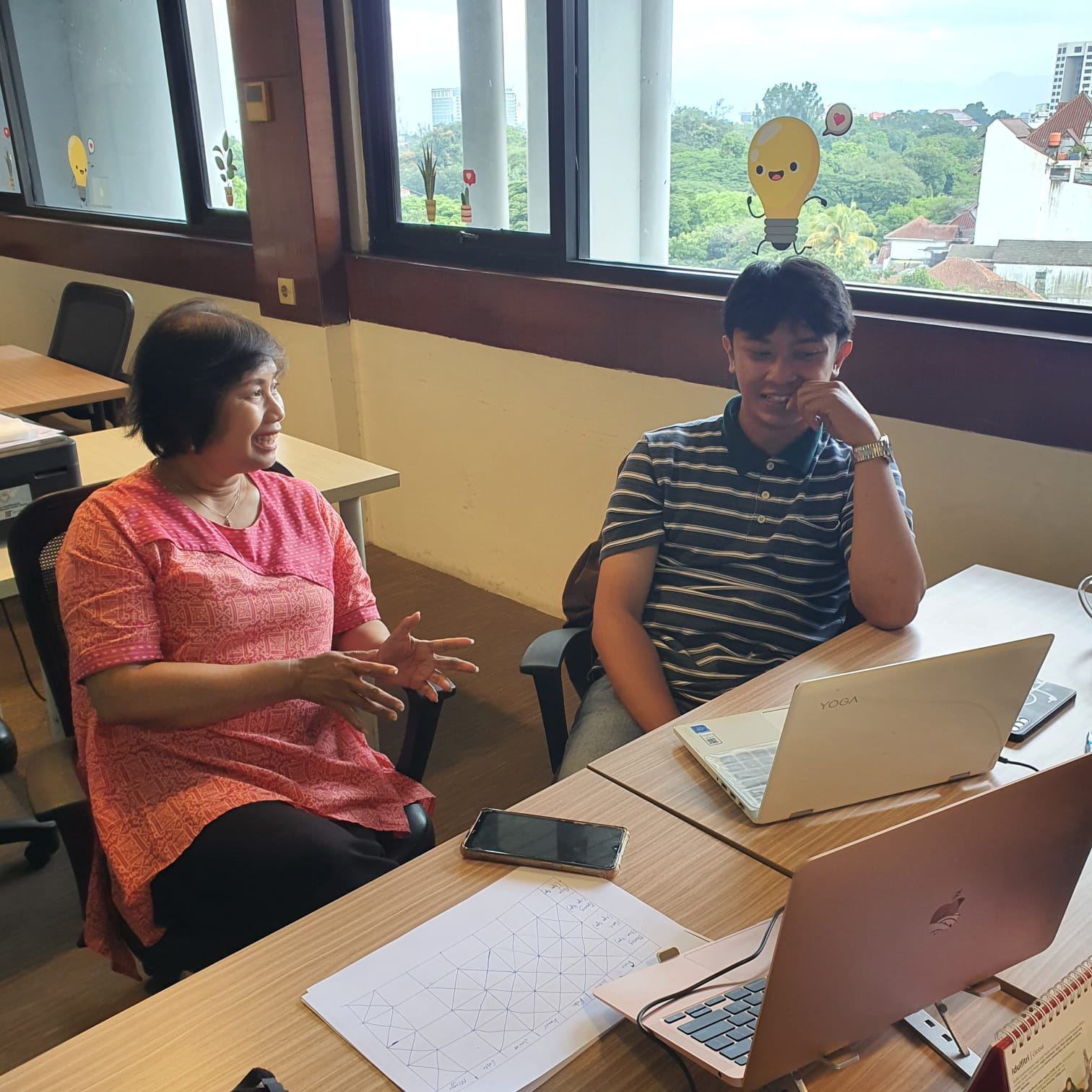 Build personal brand lewat konten